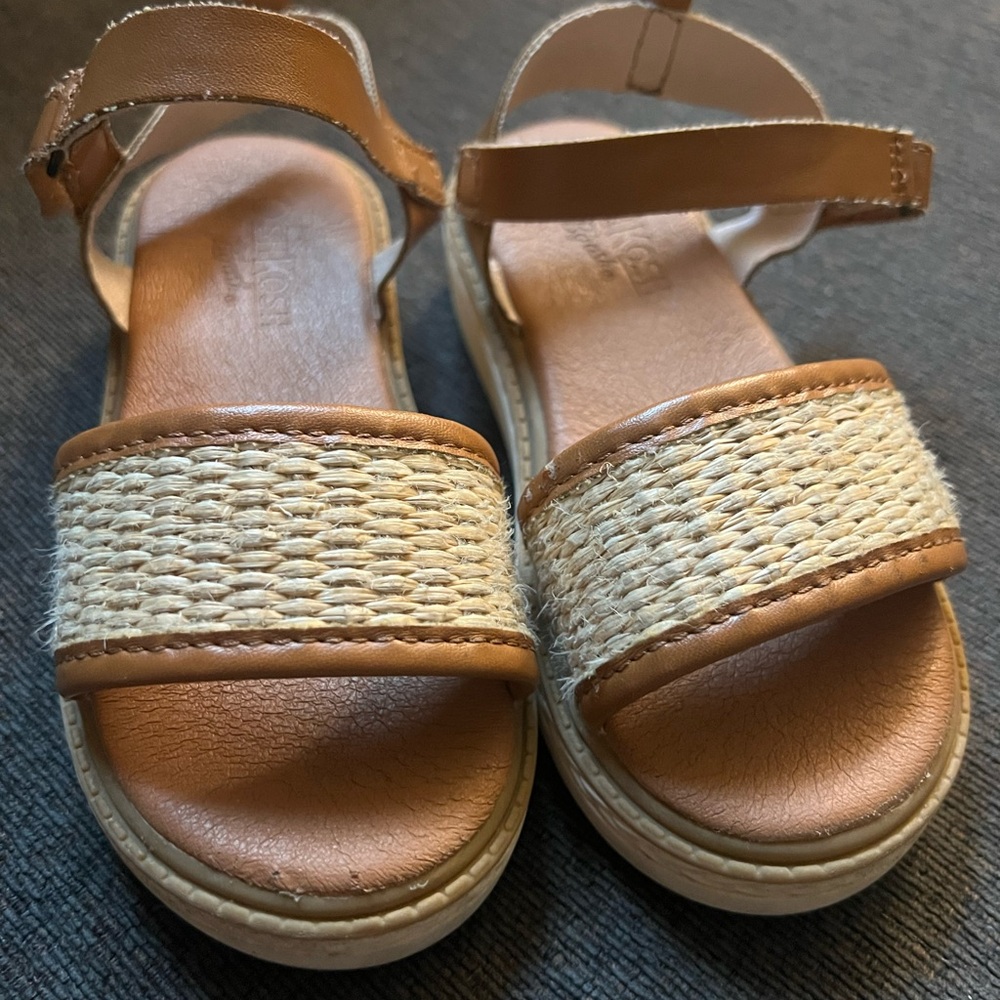 Women's Tan Sandals